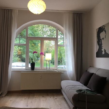 Gemuetliche Ferienwohnung Im Erdgeschoss- Jenaer Strasse Erfurt Kültér fotó