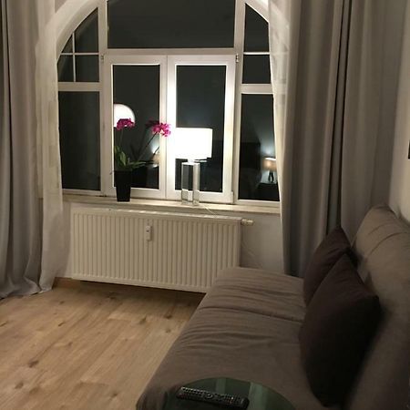 Gemuetliche Ferienwohnung Im Erdgeschoss- Jenaer Strasse Erfurt Kültér fotó