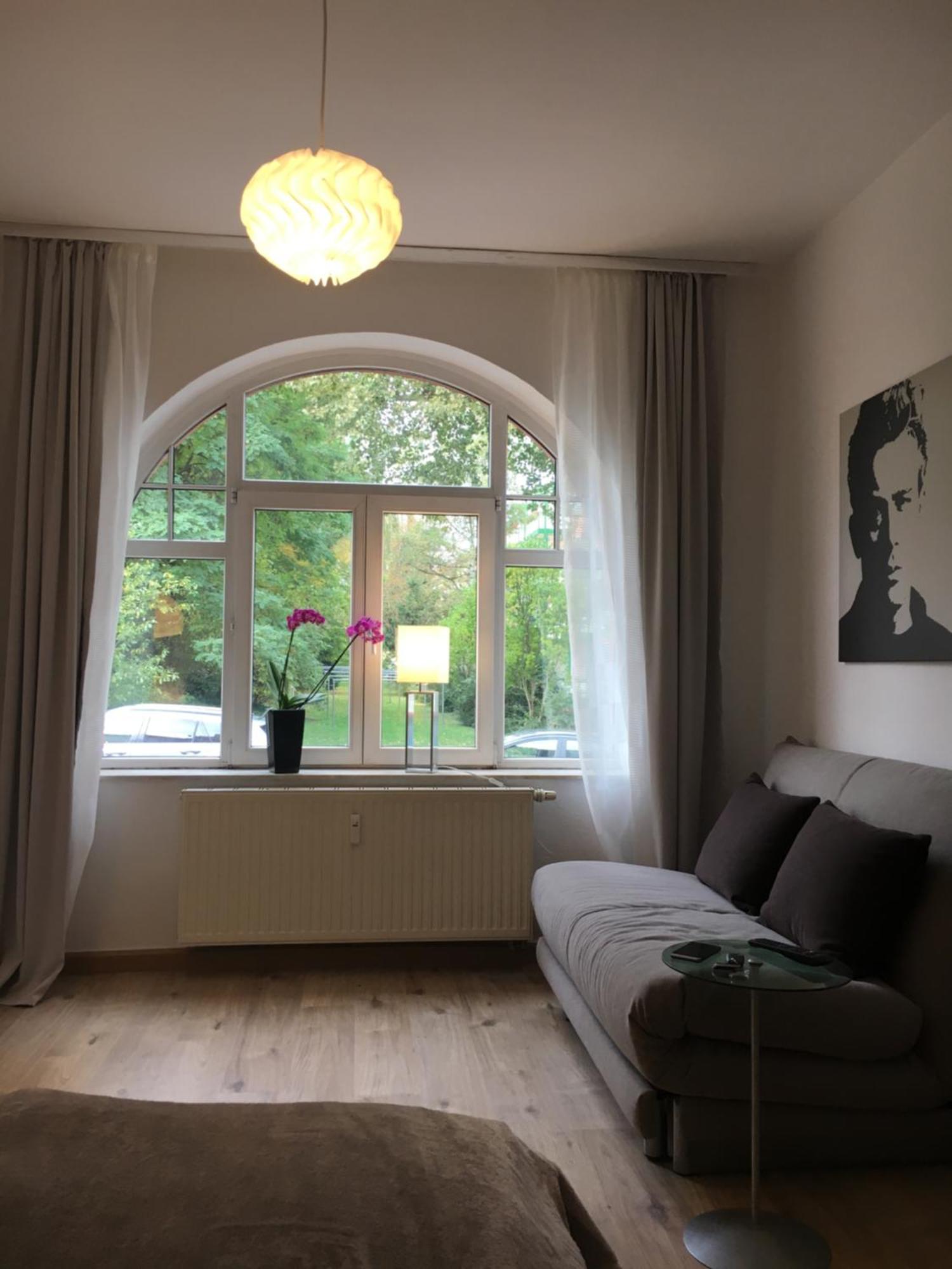 Gemuetliche Ferienwohnung Im Erdgeschoss- Jenaer Strasse Erfurt Kültér fotó