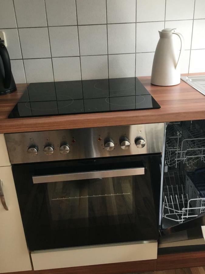 Gemuetliche Ferienwohnung Im Erdgeschoss- Jenaer Strasse Erfurt Kültér fotó