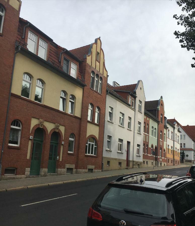 Gemuetliche Ferienwohnung Im Erdgeschoss- Jenaer Strasse Erfurt Kültér fotó